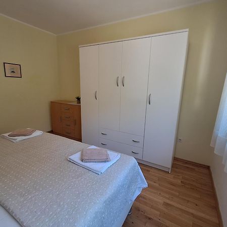 Apartment Rojnic Пула Екстер'єр фото